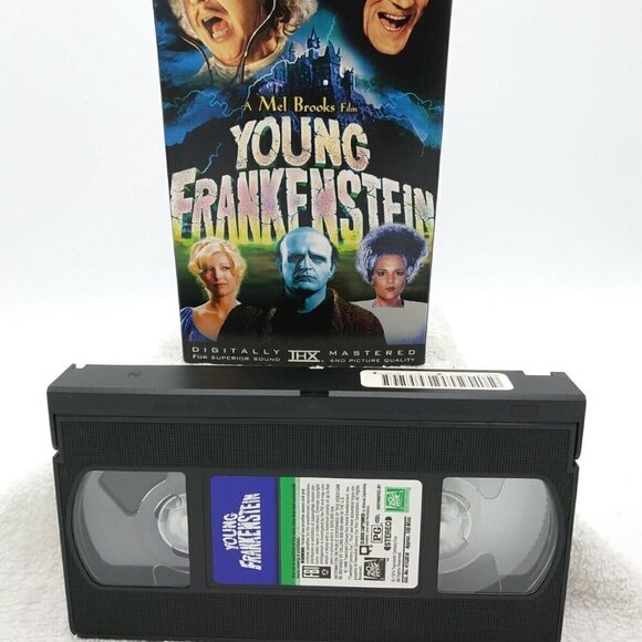 Young Frankenstein Mel Brooks Gene Wilder Black & White VHS Comedy Horror - Picture 5 of 7